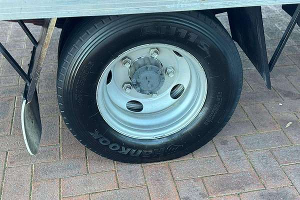 2006 Mitsubishi Canter FE84P 3.5  4x2