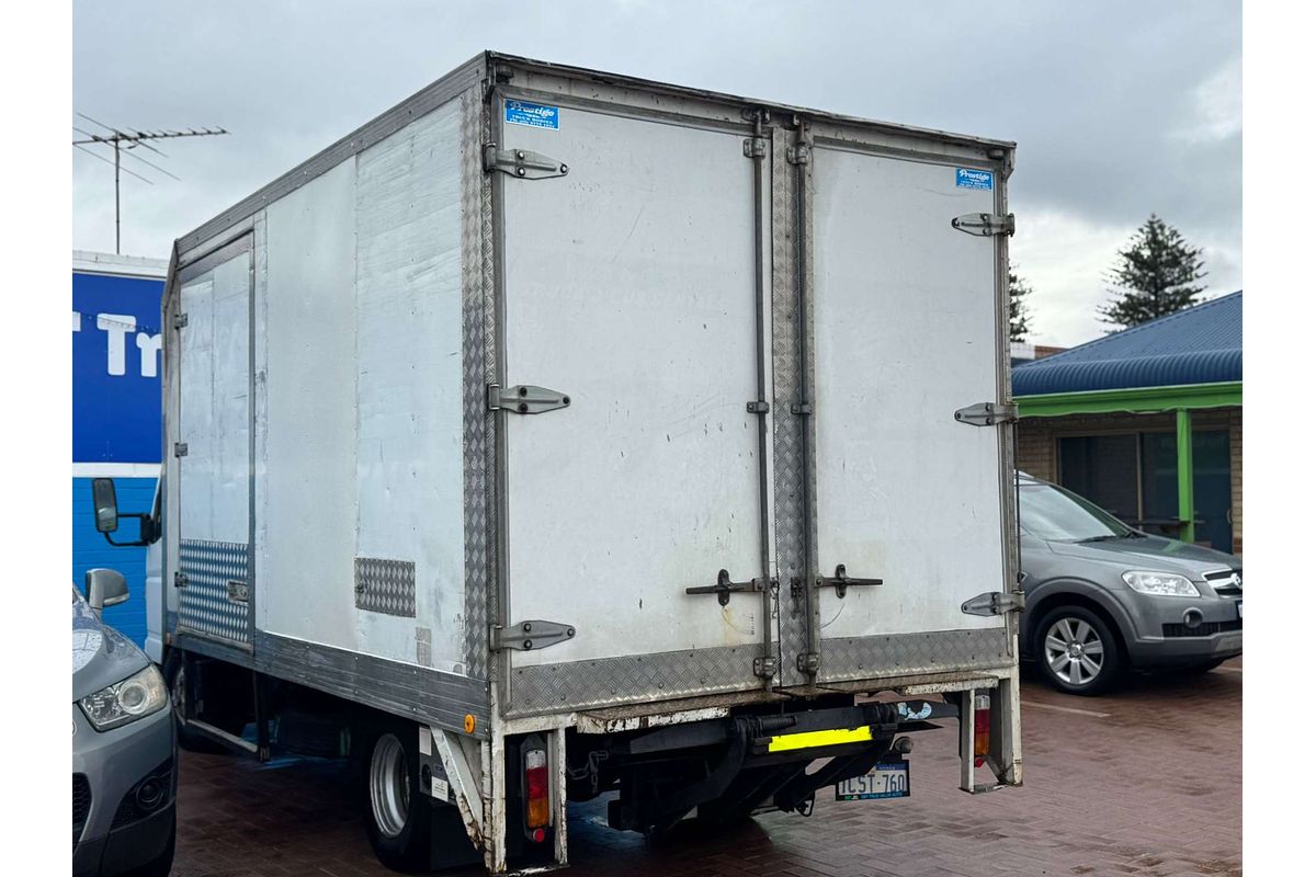 2006 Mitsubishi Canter FE84P 3.5  4x2