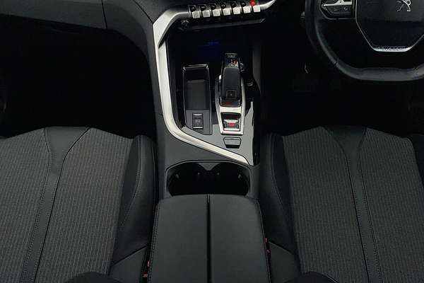 2022 Peugeot 3008 Allure P84