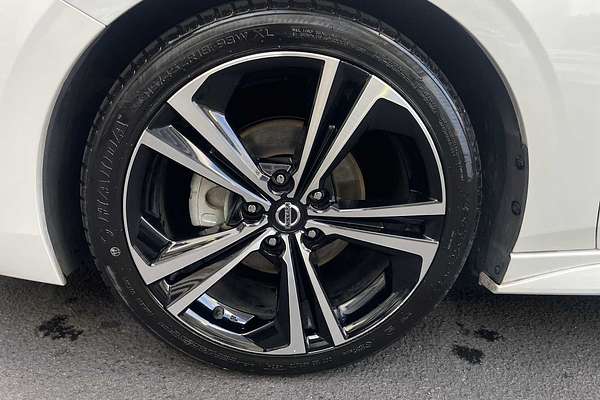 2020 Nissan Sentra SR