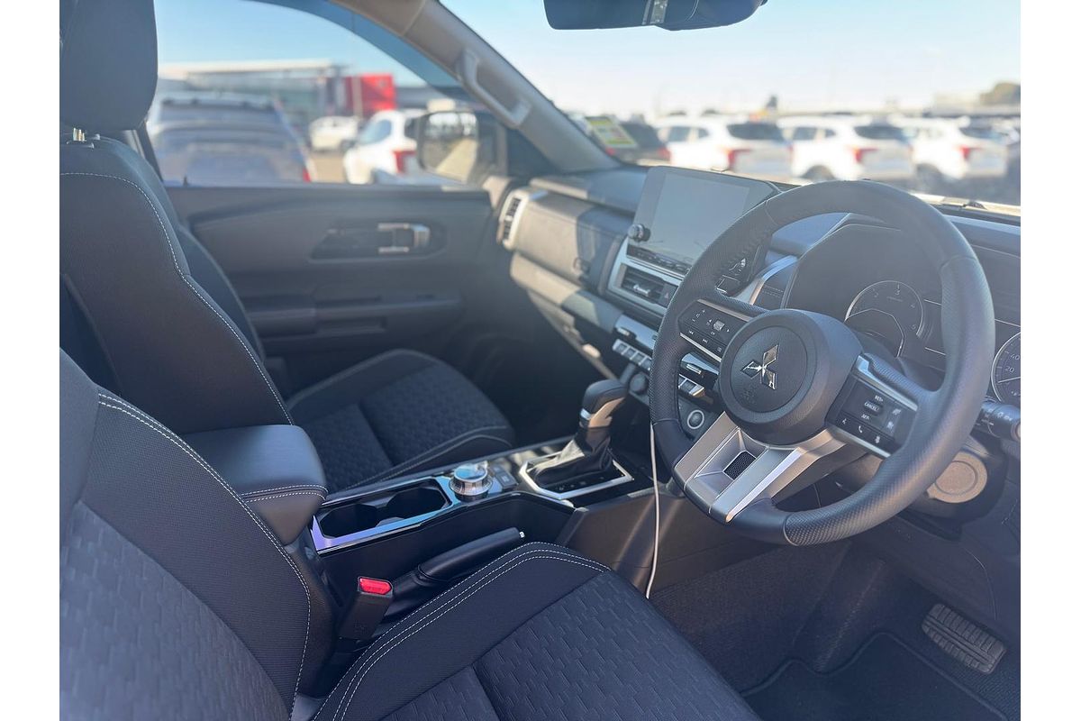 2024 Mitsubishi Triton GLS MV 4X4