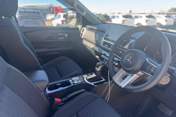 2024 Mitsubishi Triton GLS MV 4X4
