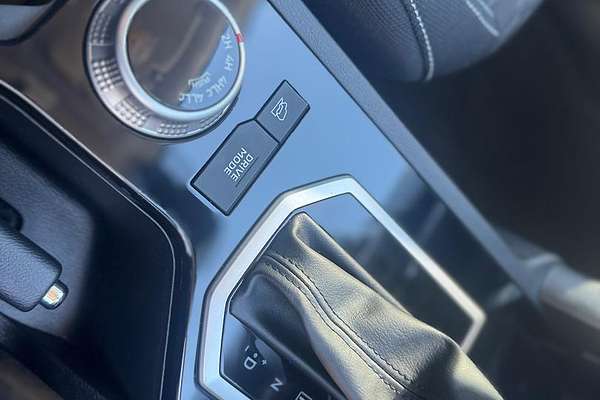 2024 Mitsubishi Triton GLS MV 4X4