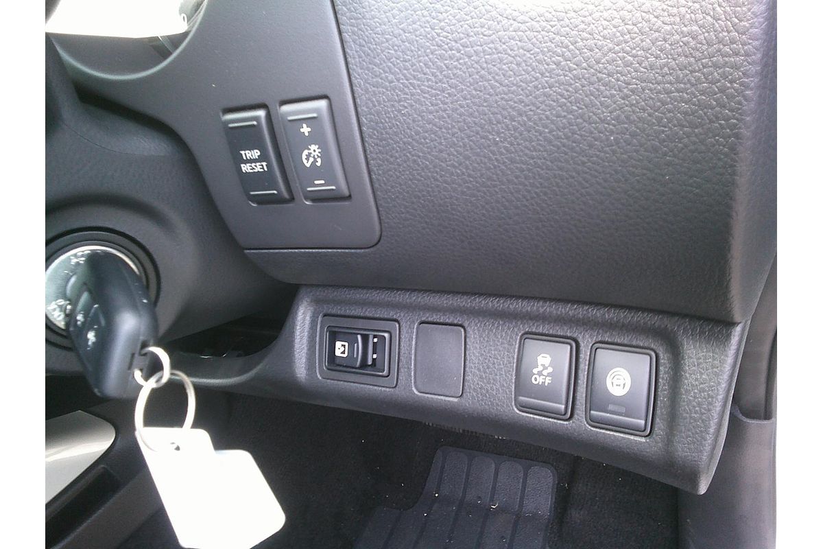 2023 Nissan Navara ST D23 Rear Wheel Drive