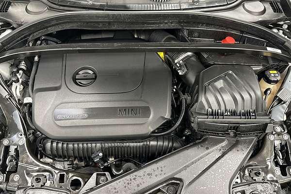 2020 MINI Clubman John Cooper Works F54 LCI