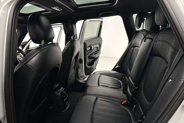 2020 MINI Clubman John Cooper Works F54 LCI
