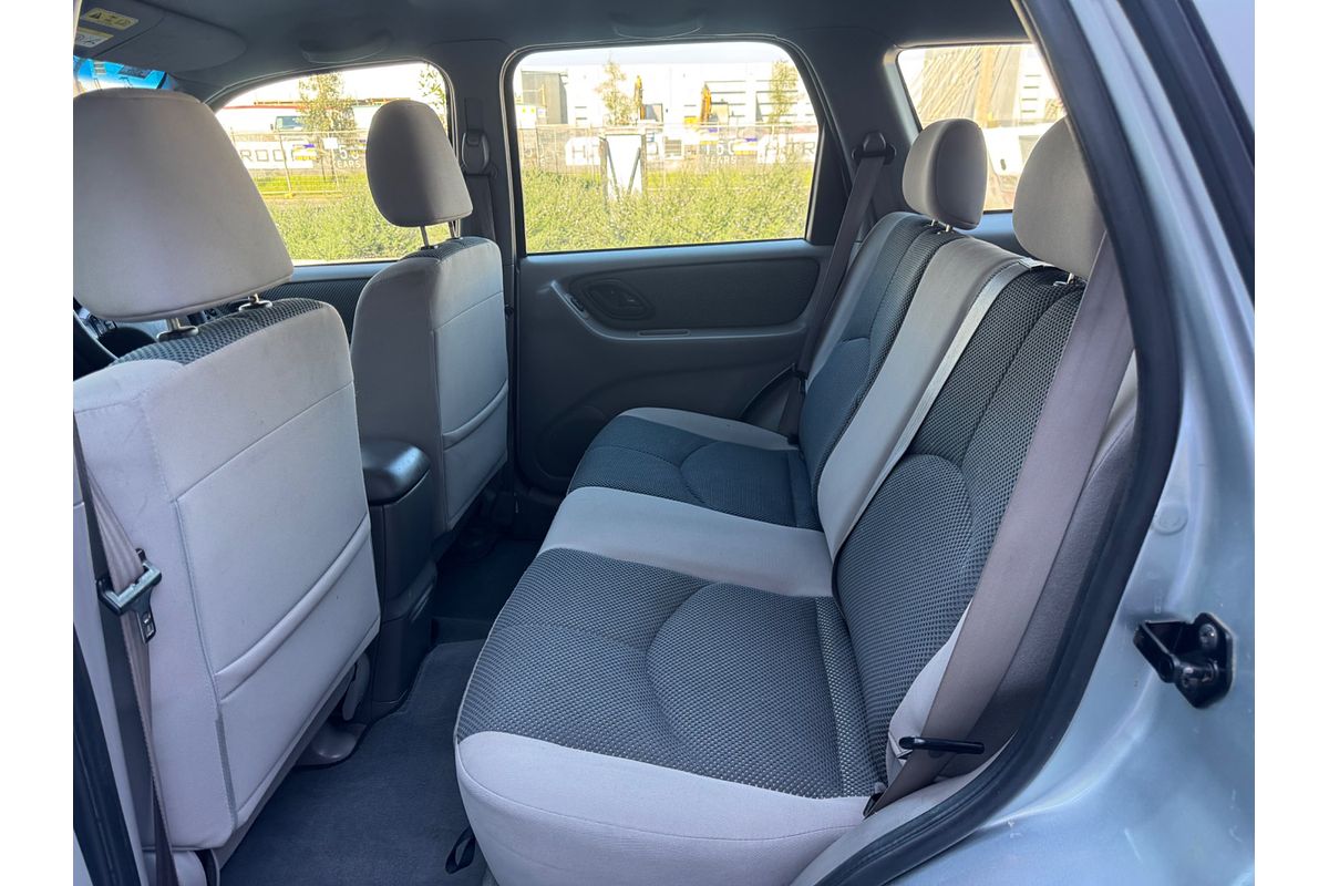 2004 Mazda Tribute Classic