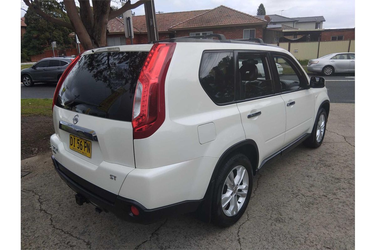 2012 Nissan X-TRAIL ST T31