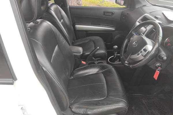 2012 Nissan X-TRAIL ST T31