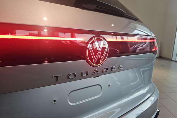 2025 Volkswagen Touareg 210TDI R-Line RC