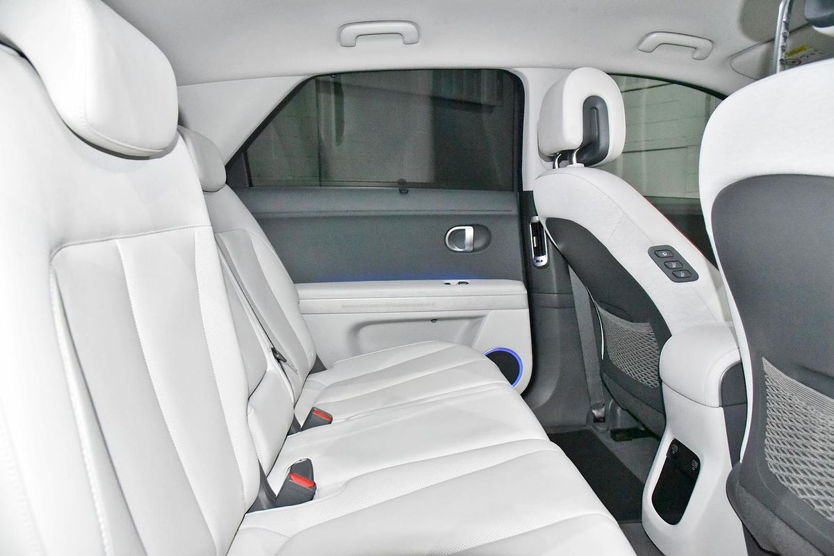 2023 Hyundai IONIQ 5 EPIQ NE.V3