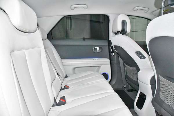 2023 Hyundai IONIQ 5 EPIQ NE.V3