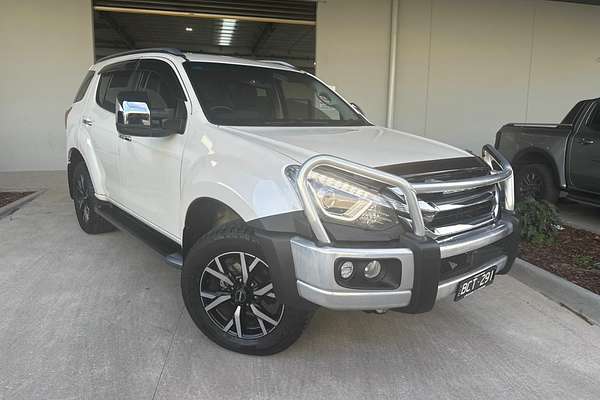 2019 Isuzu MU-X LS-T