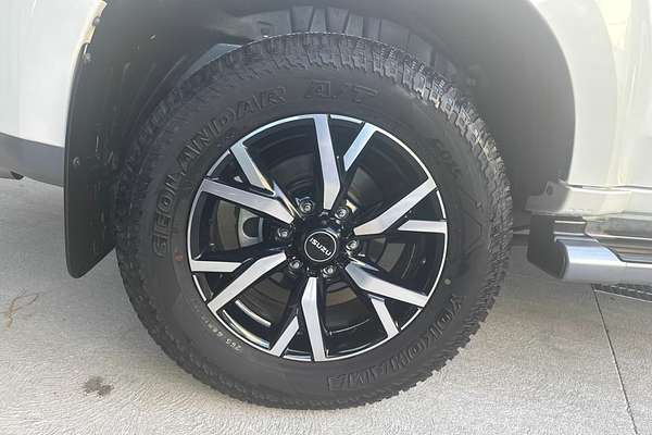 2019 Isuzu MU-X LS-T