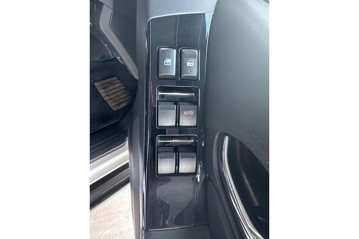 2019 Isuzu MU-X LS-T