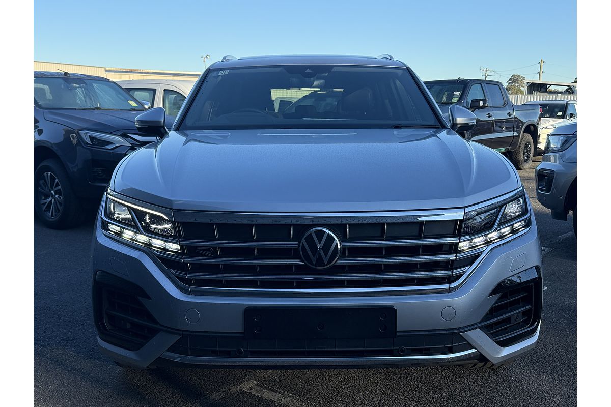 2023 Volkswagen Touareg 210TDI R-Line CR
