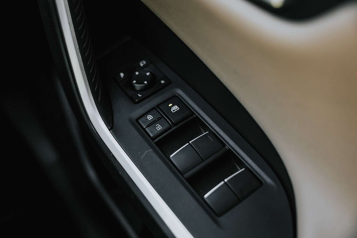 2019 Toyota RAV4 Cruiser AXAH54R