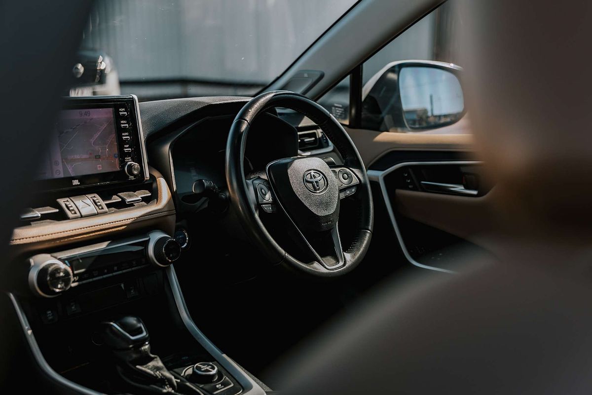2019 Toyota RAV4 Cruiser AXAH54R