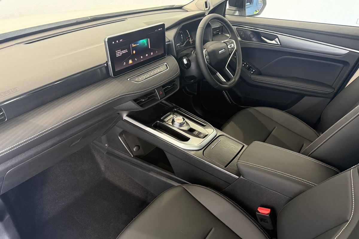 2025 GWM Haval Jolion Lux Hybrid A02