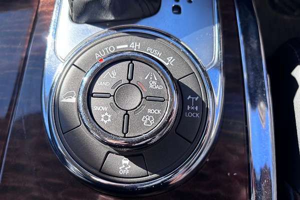 2023 Nissan Patrol Ti Y62