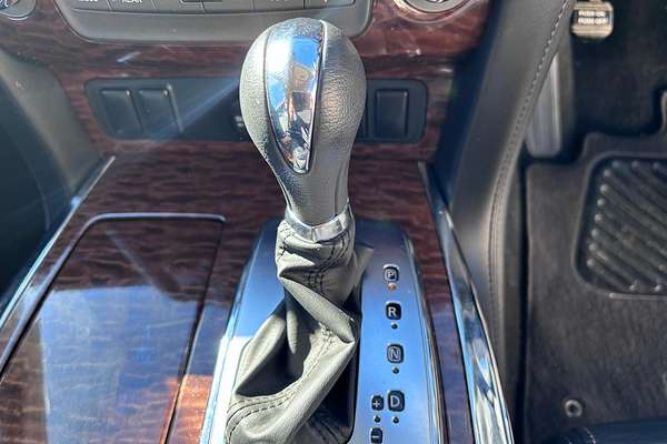 2023 Nissan Patrol Ti Y62