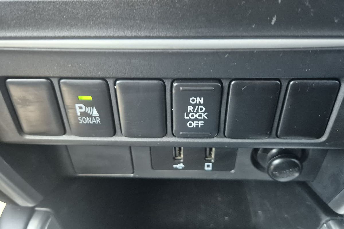 2022 Mitsubishi Triton GLX+ MR 4X4
