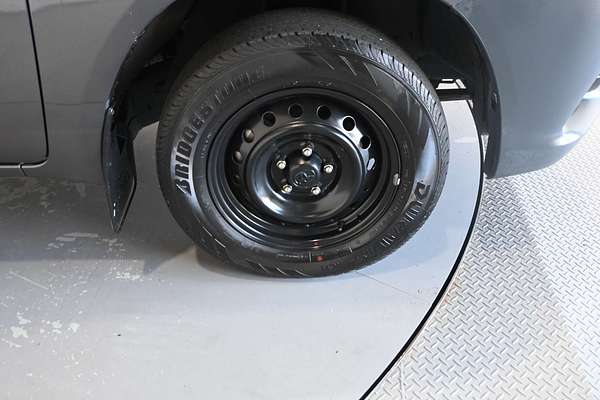 2022 Toyota Hilux Workmate TGN121R