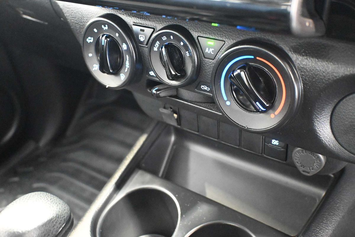 2022 Toyota Hilux Workmate TGN121R