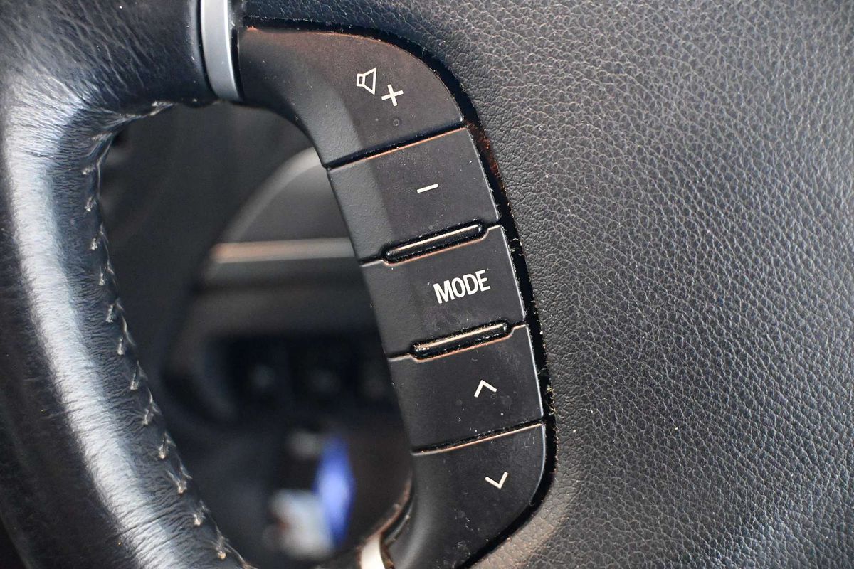 2014 Mitsubishi Pajero VR-X LWB (4x4) NW MY14