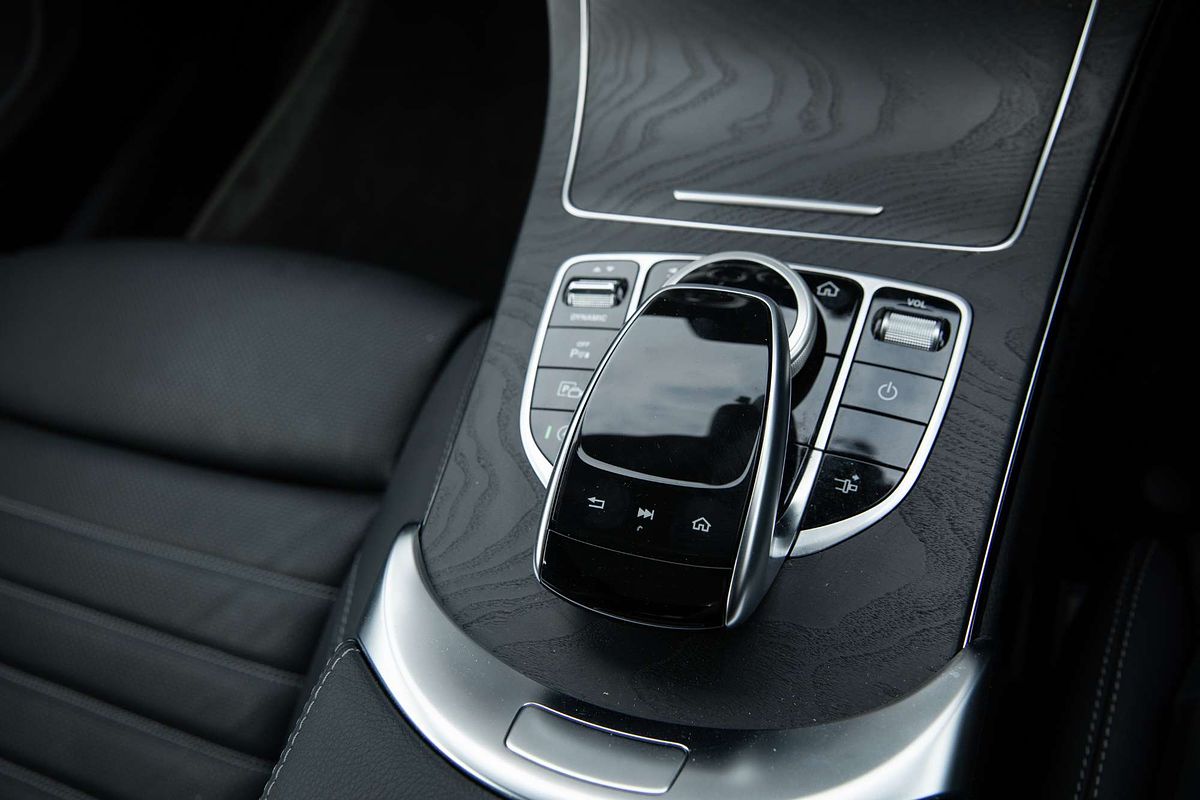 2021 Mercedes-Benz C-Class C300 C205