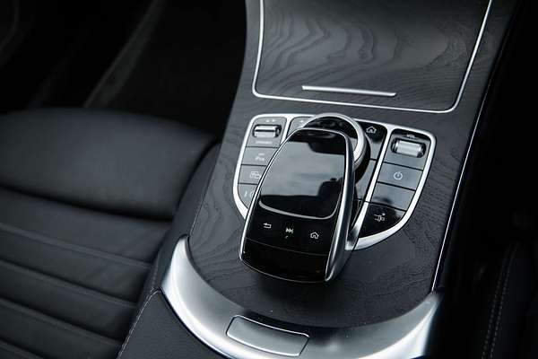 2021 Mercedes-Benz C-Class C300 C205