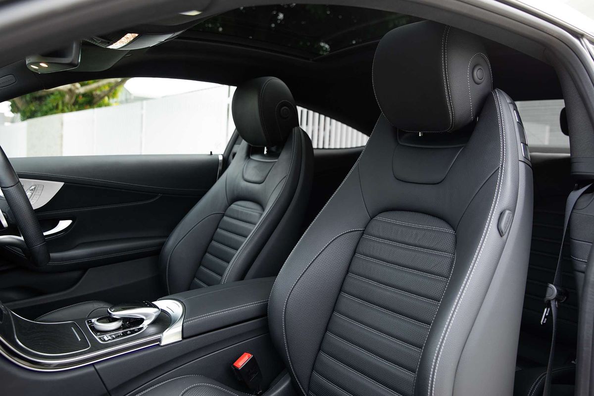 2021 Mercedes-Benz C-Class C300 C205