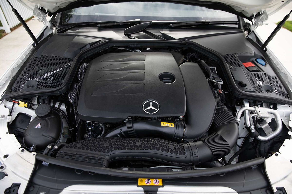 2021 Mercedes-Benz C-Class C300 C205