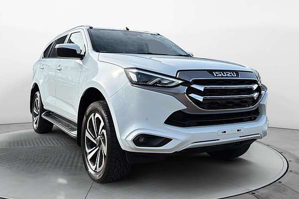 2021 Isuzu MU-X LS-T