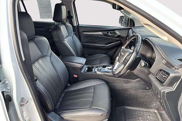 2021 Isuzu MU-X LS-T