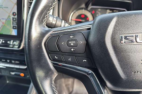 2021 Isuzu MU-X LS-T