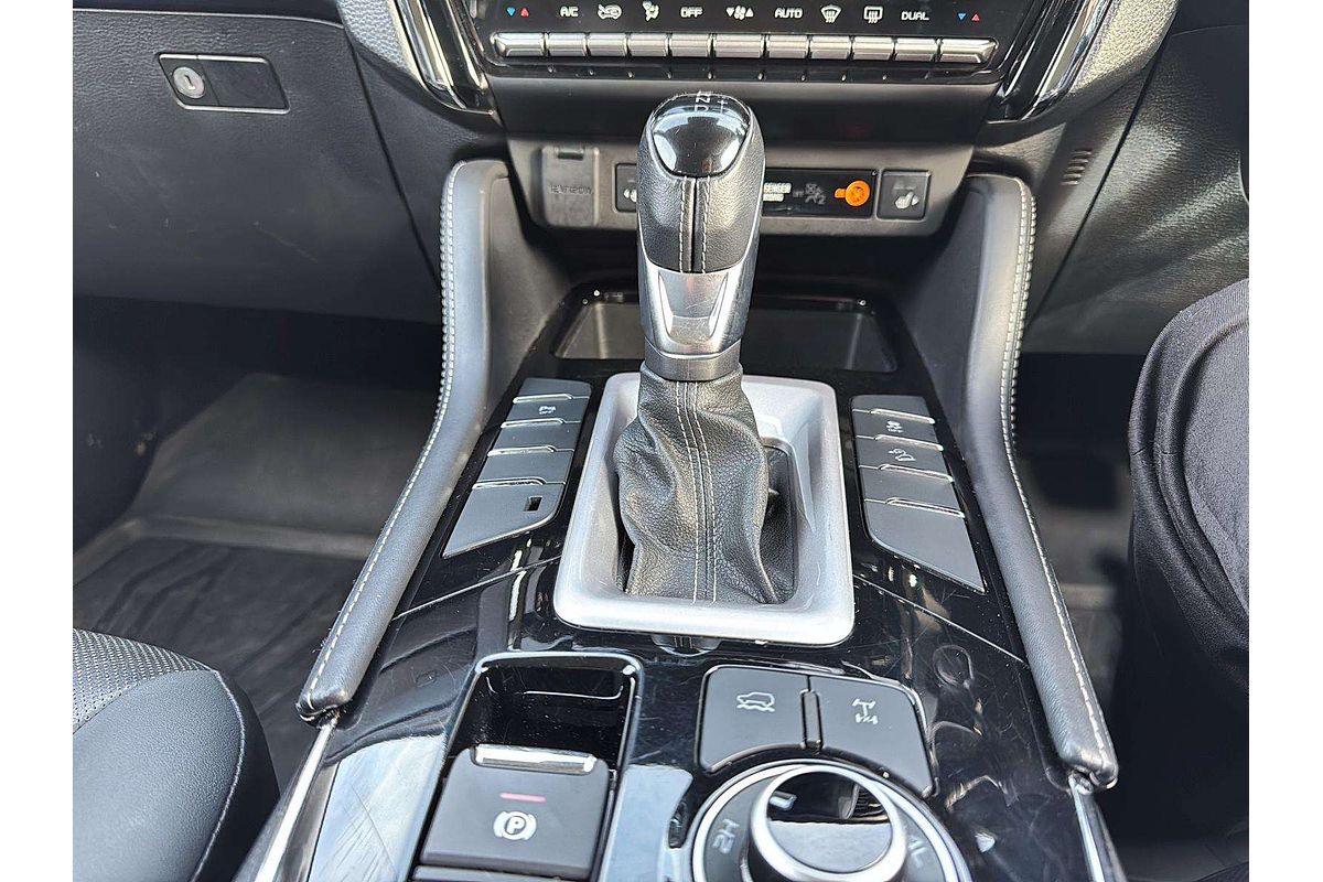 2021 Isuzu MU-X LS-T