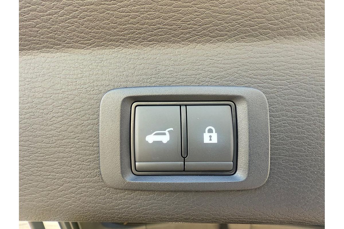 2025 Mitsubishi Outlander Exceed ZM