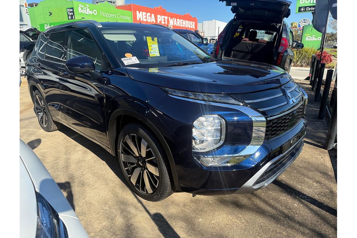 2025 Mitsubishi Outlander Exceed ZM