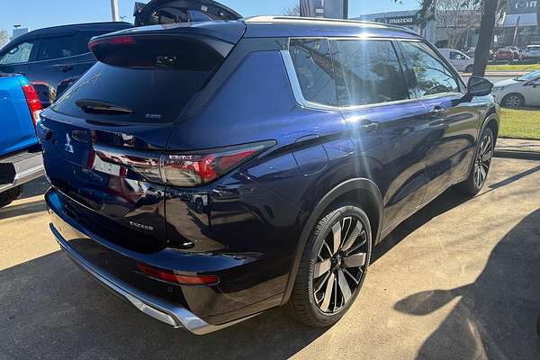 2025 Mitsubishi Outlander Exceed ZM