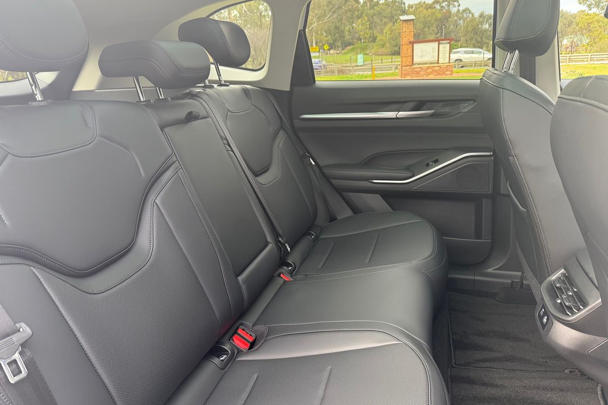 2025 GWM Haval H6 Ultra Hybrid B01