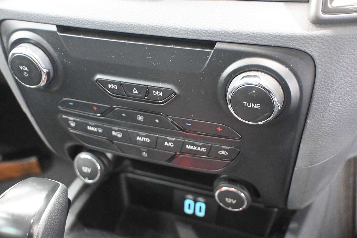 2017 Ford Everest Trend UA 3.2L