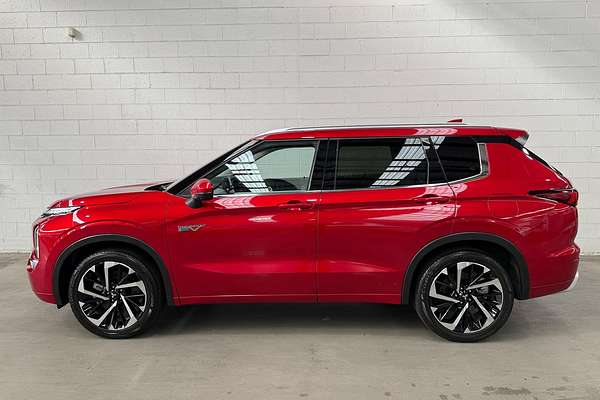 2024 Mitsubishi Outlander PHEV Exceed ZM