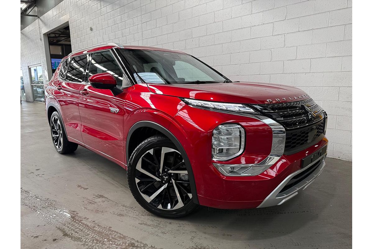2024 Mitsubishi Outlander PHEV Exceed ZM