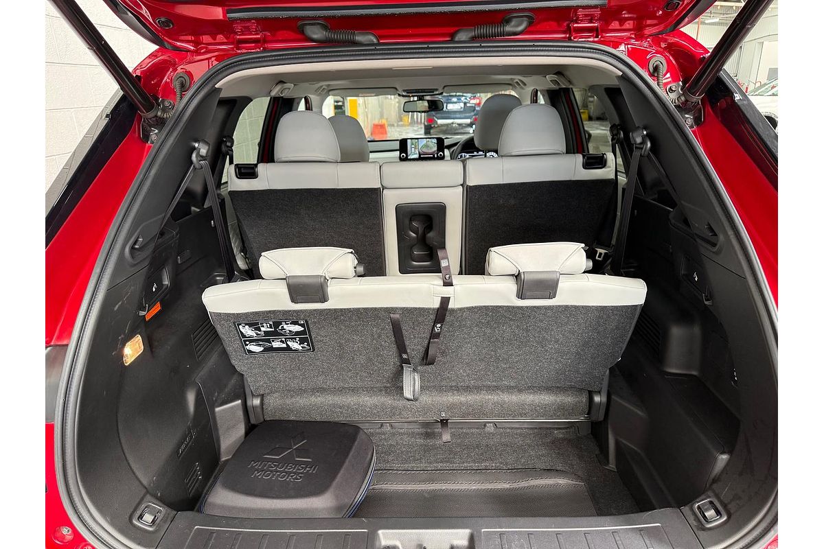 2024 Mitsubishi Outlander PHEV Exceed ZM