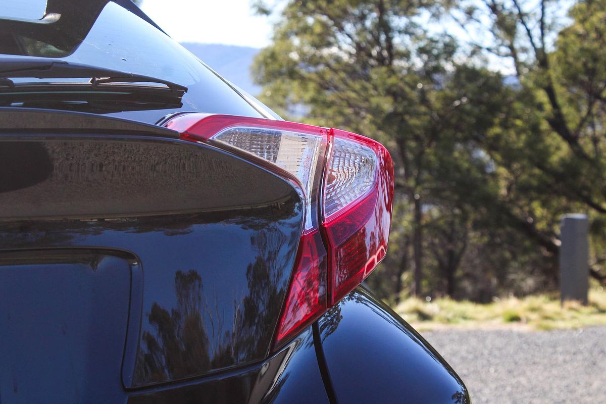 2018 Toyota C-HR NGX10R