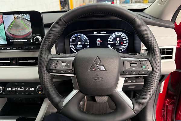 2024 Mitsubishi Outlander PHEV Exceed ZM