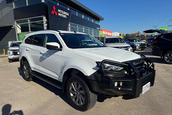 2022 Isuzu MU-X LS-U