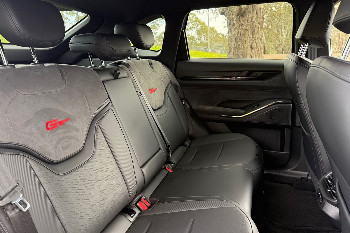 2025 GWM Haval H6GT Ultra PHEV B03