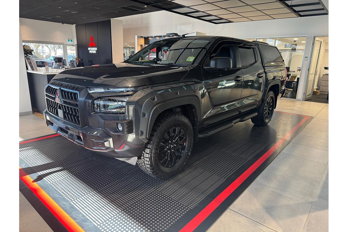 2025 Mitsubishi Triton GLX-R MV 4X4